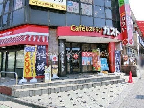 ｂ’ＣＡＳＡ 成増ｒｅ-ｂｏｒｎ206号室 【ファミリーレストラン】ガスト 和光市駅前店まで2332ｍ