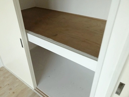 ジュネパレス新松戸第7302号室 リビング