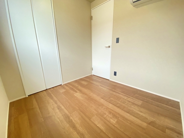 アトリオフラッツ三軒茶屋Ｎｏｒｔｈ301号室 洋室3.2帖　2025年10月撮影