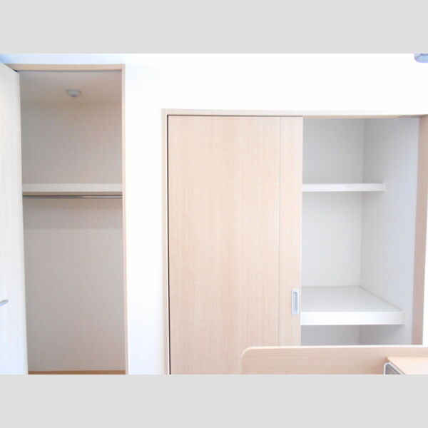 椿ヴィレッジ202号室 収納