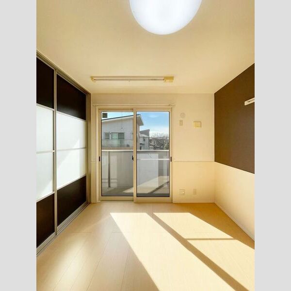 シリウス戸塚203号室 洋室