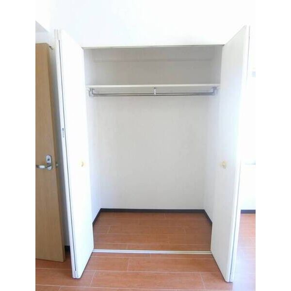 メゾン・ド・ヴィレ日本橋茅場町 収納