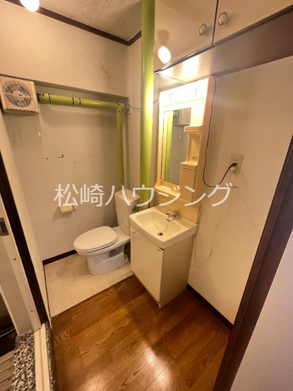 上高田4丁目団地１号棟 トイレ