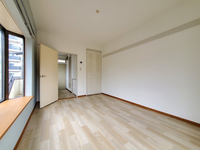 メゾンエトワールＣ棟0101号室 他号室の参考写真