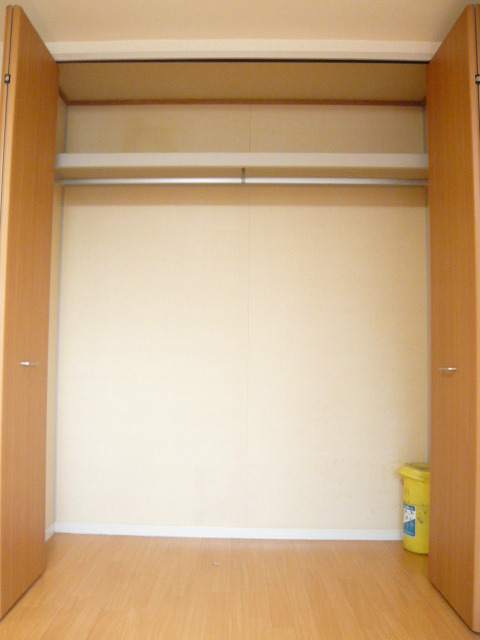 グランシャリオ（桜丘） 収納