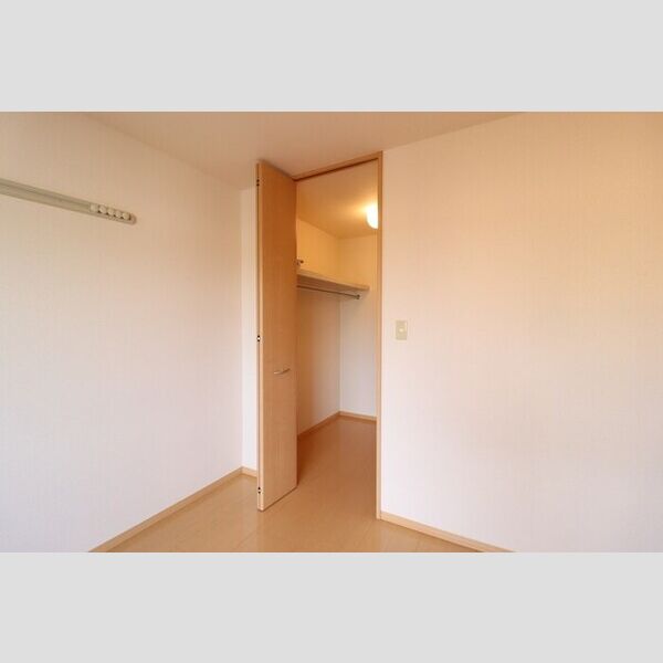 リシアンサス・ガーデン　ABCDEF ウォークインクローゼット