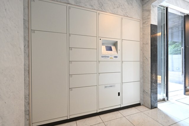 ガーラ・グランディ川崎8階 宅配BOX