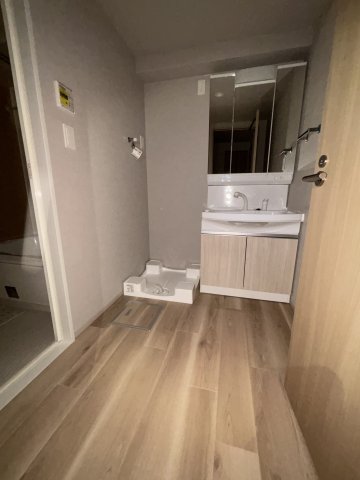 グランディアラフィーネ905号室 内観