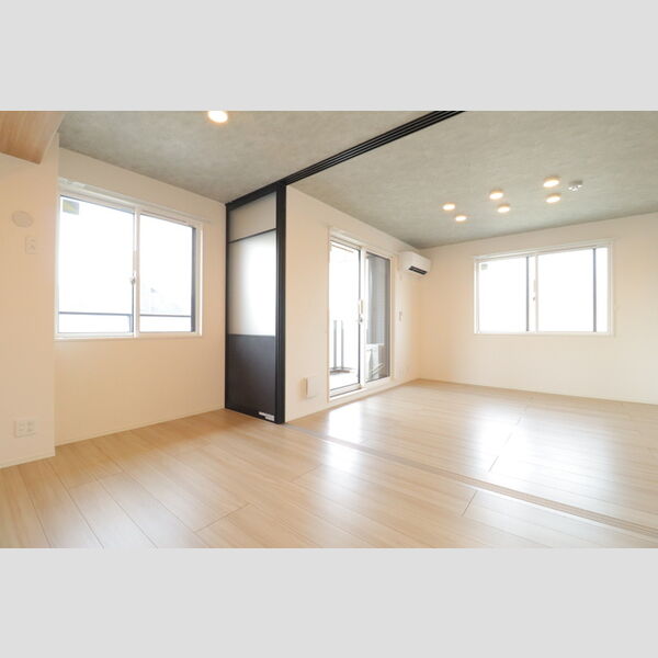 響 洋室・リビング