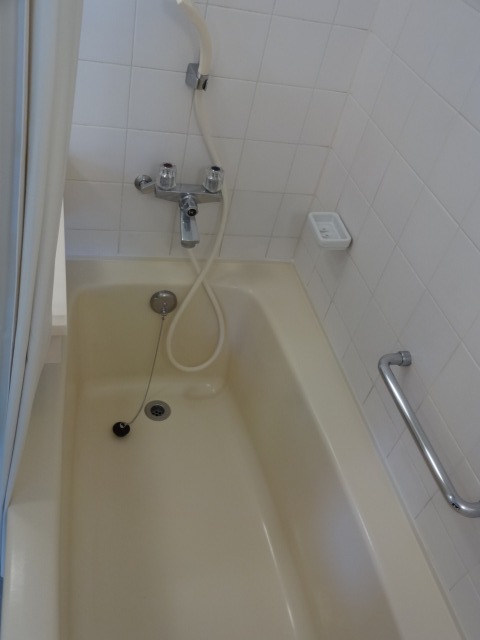 ラ・クレッツ門前仲町0302号室 お風呂