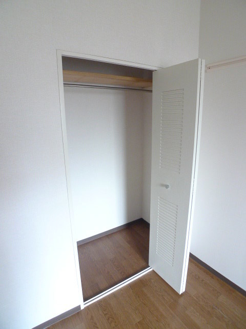 グランシャリオ誠治館0208号室 こちらの写真は同タイプの別の部屋の写真となります。