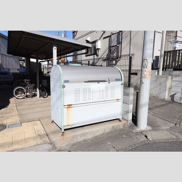 アビテ弁天201号室 ゴミ置き場