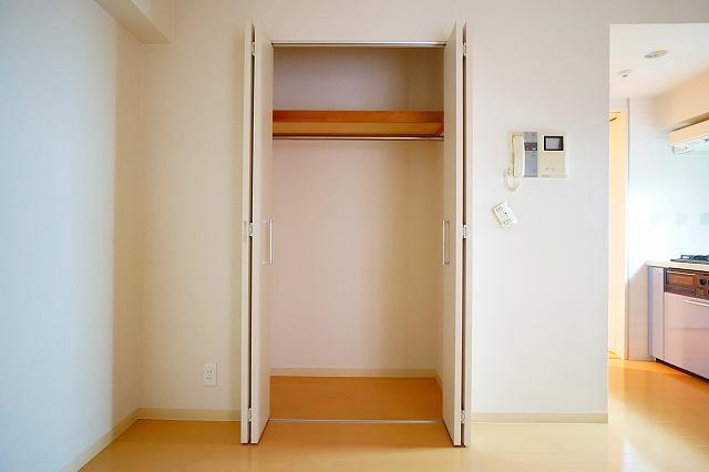 アーバンフラッツ町田2階 収納