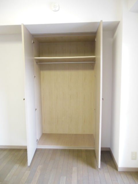 ガラ・シティ高井戸6階 収納