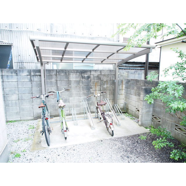 辺見コンパウンド203号室 駐輪場