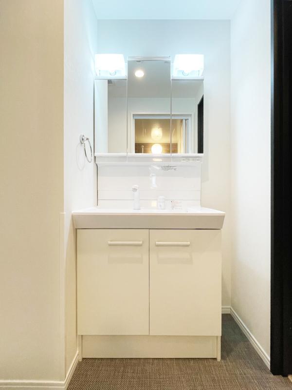 Papillon Sekimae1階 収納