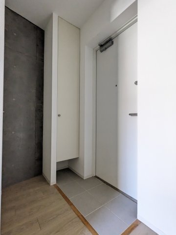 ルーデンスときわ台Ⅱ0302号室 玄関