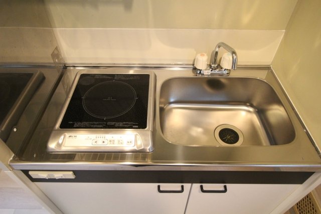 カルタス２１駒場東大前1階 1口ＩＨコンロ