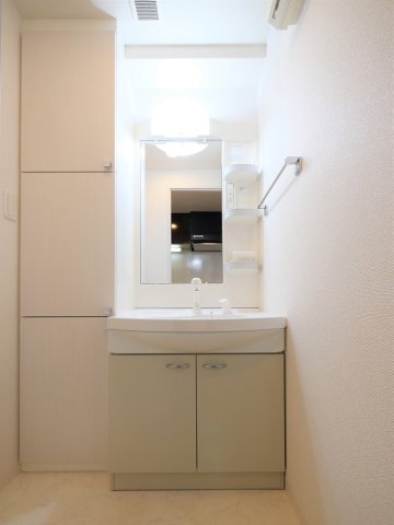 アスピラス鶴見2階 内観