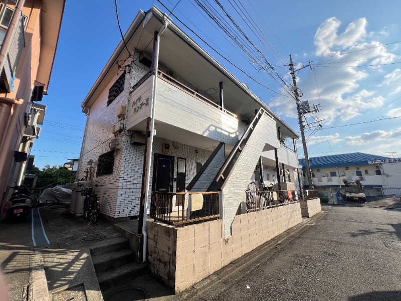 ハイツバンブーⅡ2階 外観