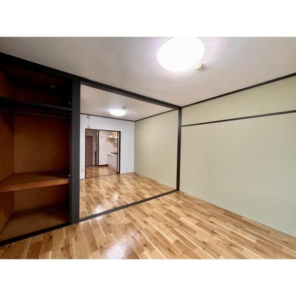 桜ヶ丘ハイム303号室 リビング