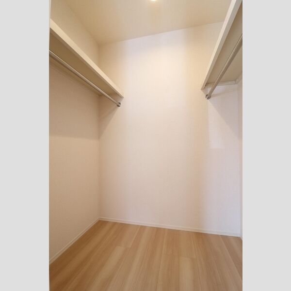 サニーフラット 収納