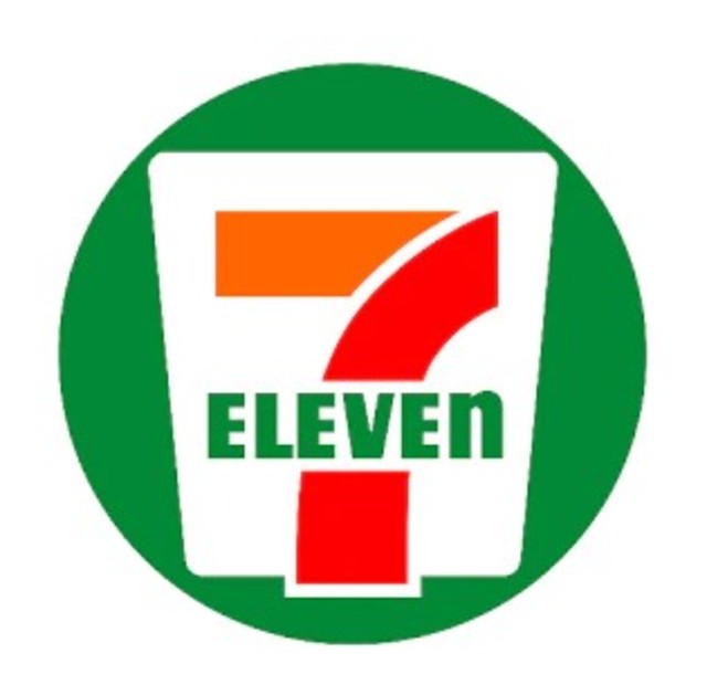 ツインズハウスいしやま 【コンビニエンスストア】セブンイレブン鶴見岸谷店まで139ｍ