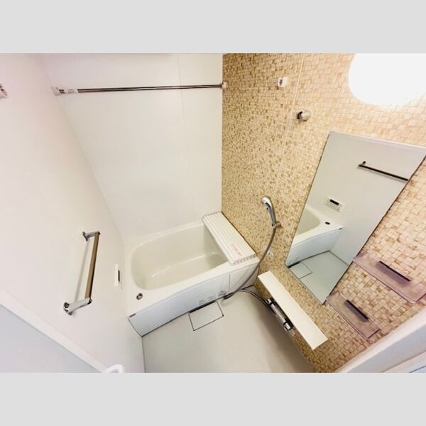 ブリーズコースト夕陽ヶ丘301号室 バス