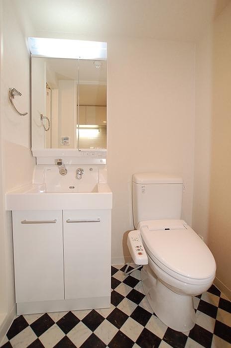 グランドコンシェルジュ新宿北 トイレ