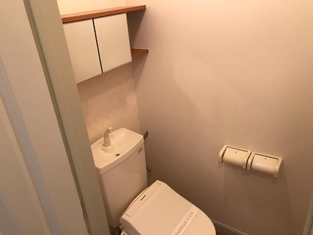 ローズウッド草花101号室 シャワー付トイレ