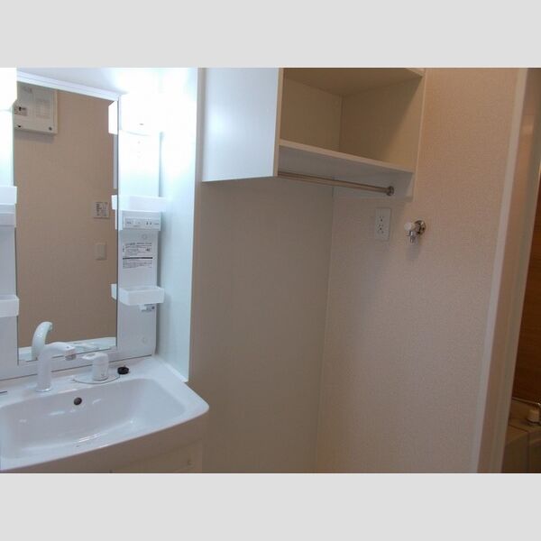 ドゥヴァンクール　Ⅰ 洗髪洗面化粧台・洗濯機置き場