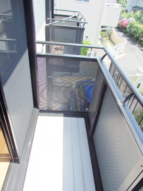 ルミエール吉祥寺0203号室 バルコニー