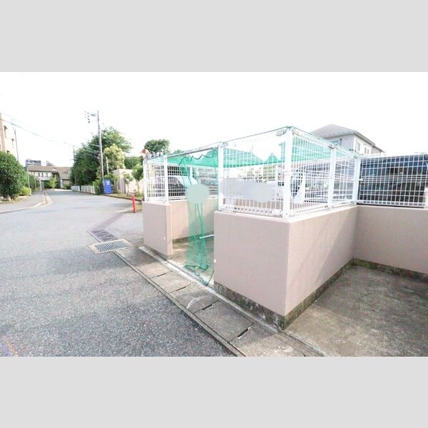 ルーチェ緑が丘　B ゴミ置き場