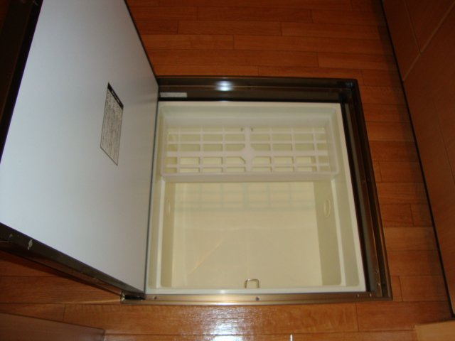 サンパティーク 床下収納