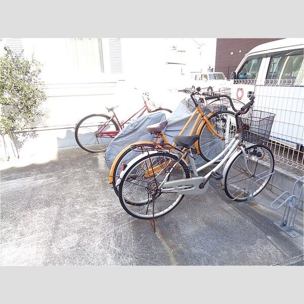 プリマ木更津壱番館 駐輪場