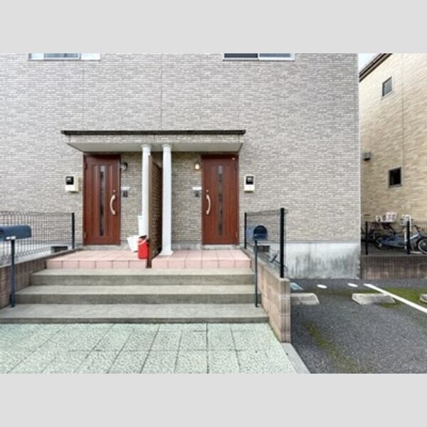 RHB御成台　F エントランス