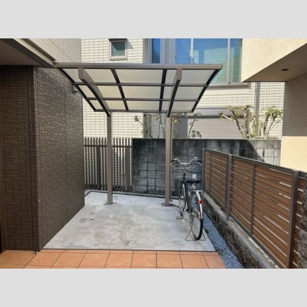 グランメール 駐輪場