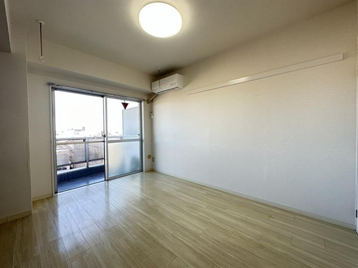 サンビレッジ伊勢原504号室 リビング