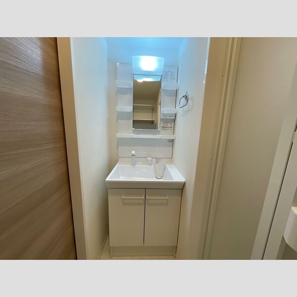 セレスティア西新井 洗髪洗面化粧台