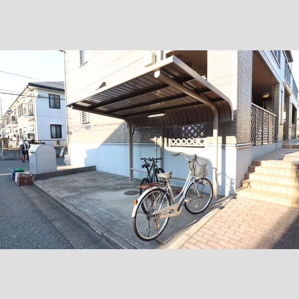 アンソレイエ 駐輪場