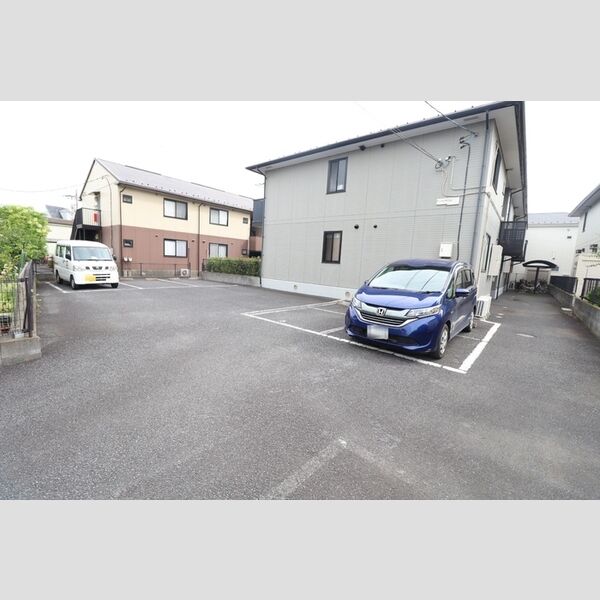 アーバンライフⅡ 駐車場