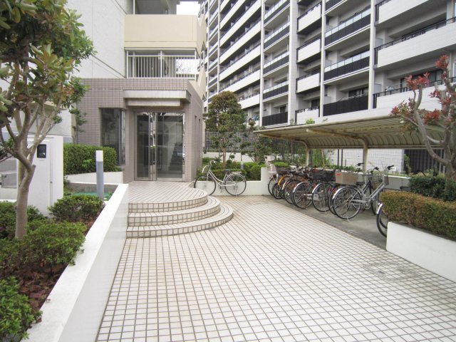 リバーサンド0402号室 エントランス