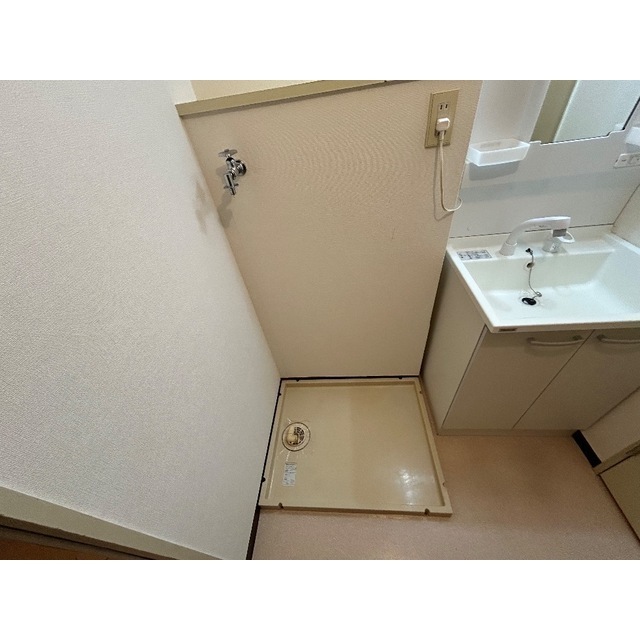 PURE　GOLD202号室 同建物別部屋の参考画像