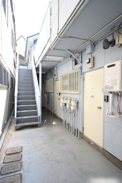 ハイツエトワール2階 エントランス