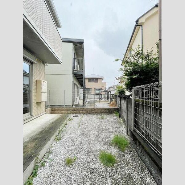 杜若101号室 専用庭