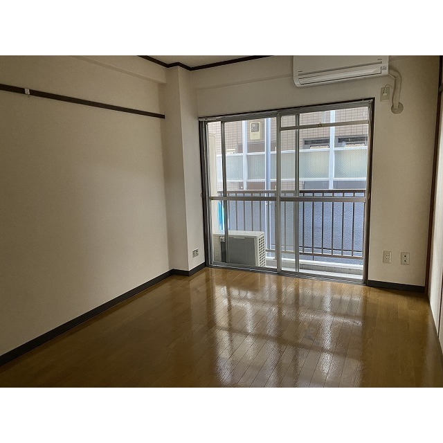 コーポ四季 洋室