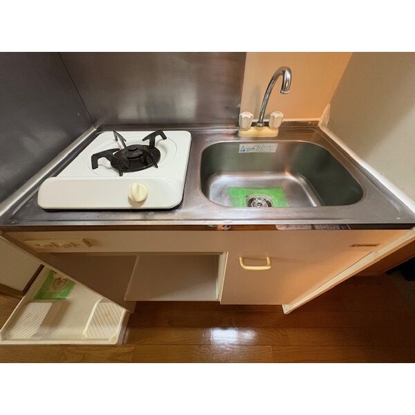 ヴァンテアンⅡ0202号室 キッチン