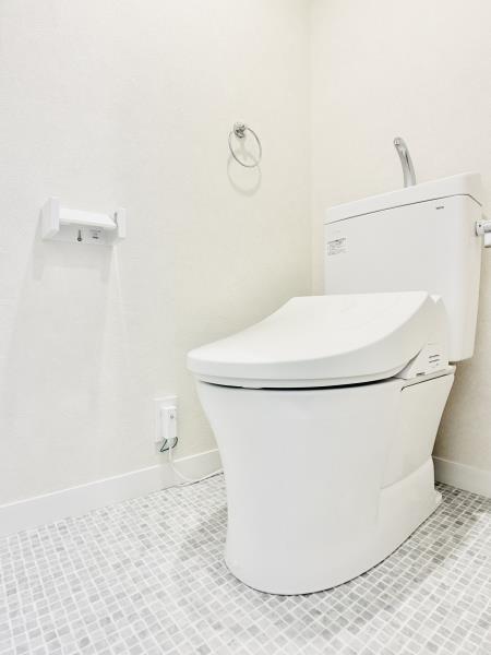 シャルム・Ｋ・カーサ2階 トイレ