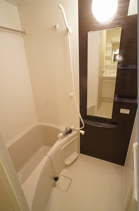 リブリ・Sana Isogo1階 お風呂