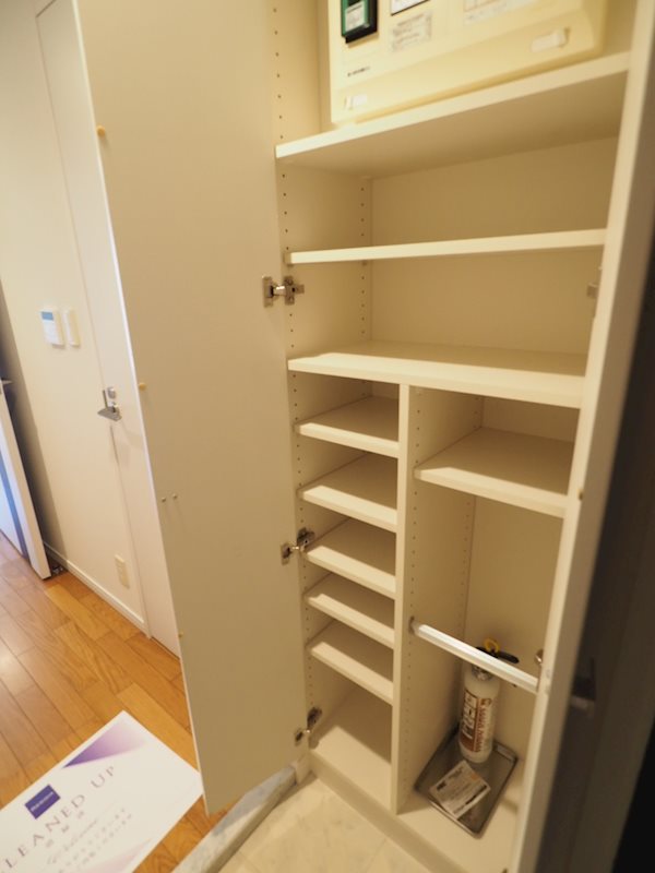 レジディア杉並方南町1階 収納